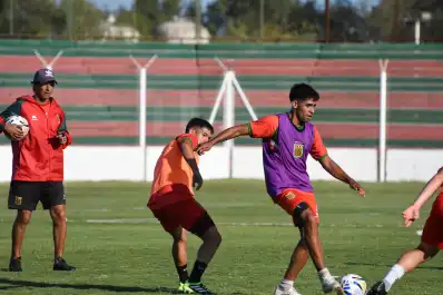 A darle un golpe más: San Martín visitará a un Agropecuario que se desmorona