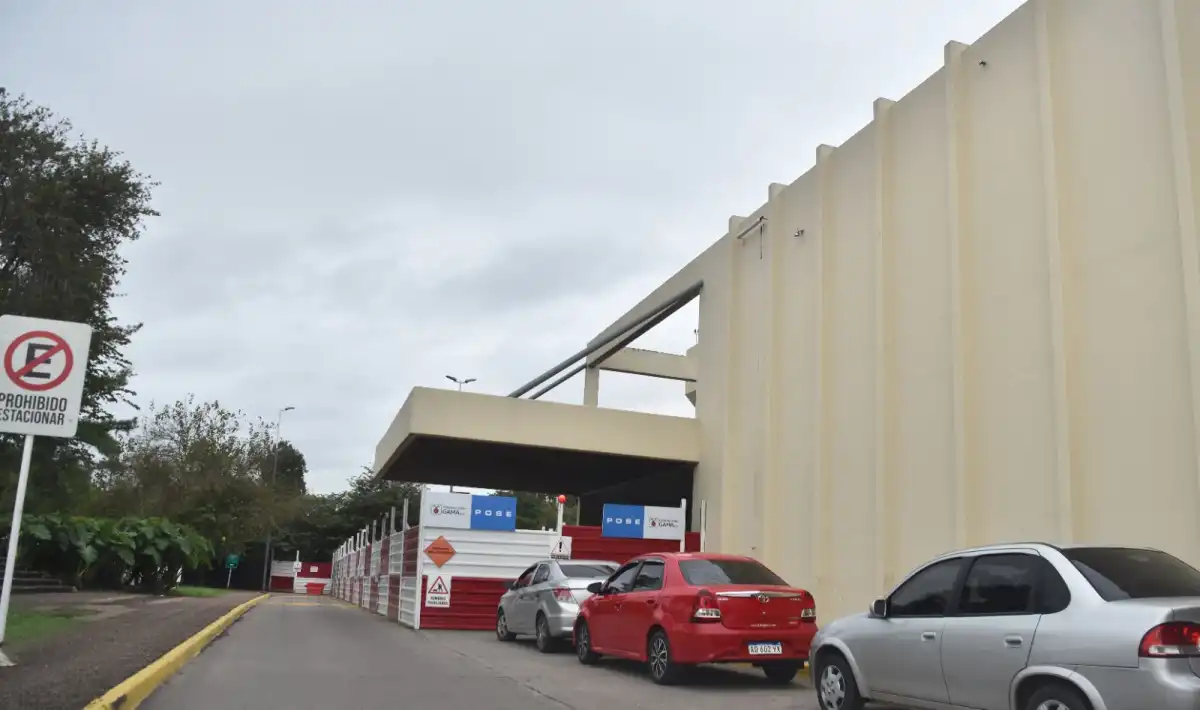 OBRAS EN EL AEROPUERTO BENJAMÍN MATIENZO. Foto de LA GACETA / por Osvaldo Ripoll