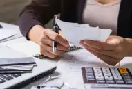 La difícil misión de llegar a fin de mes: los problemas de pago en los créditos de las familias subió y superó el 11%