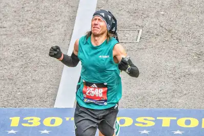 Tiene 47 años, es de Concepción, empezó a competir en 2020 y fue el mejor argentino en la Maratón de Boston