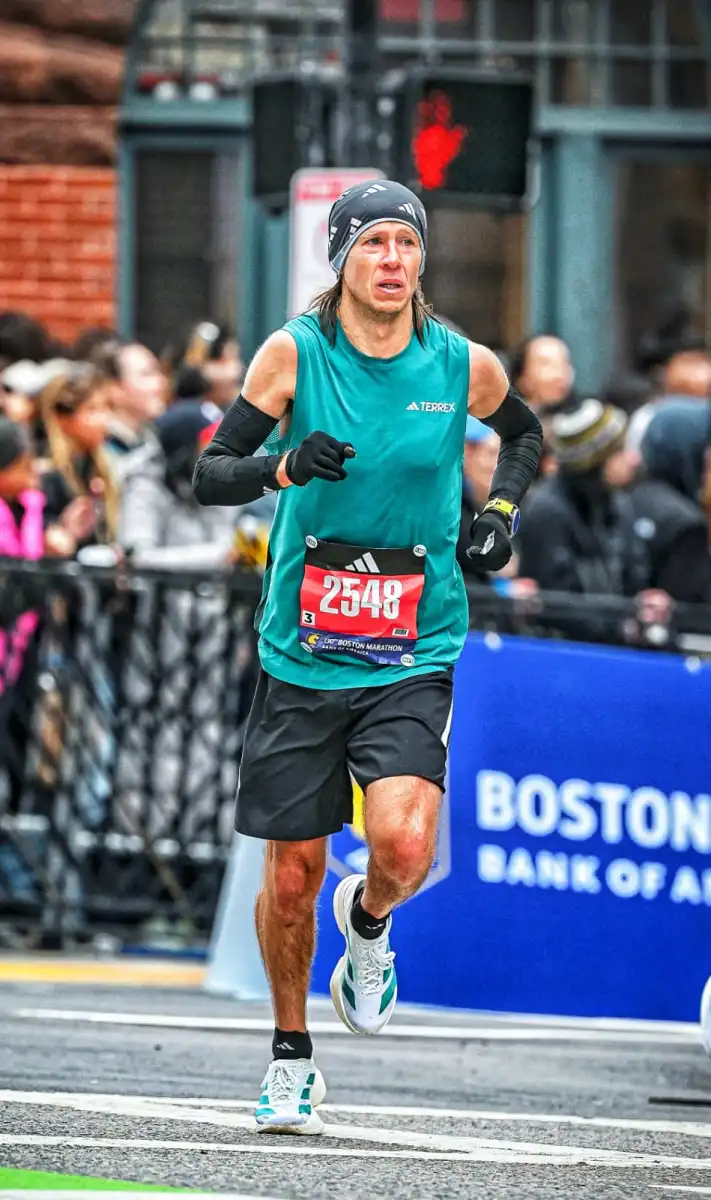 METROS FINALES. Larry habló sobre la exigencia de la Maratón de Boston.