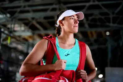 Solana Sierra sigue firme en el WTA 1000 de Madrid y se metió en octavos de final