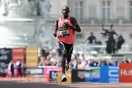 Quién es Sabastian Sawe, el atleta que logró el récord mundial en la maratón de Londres