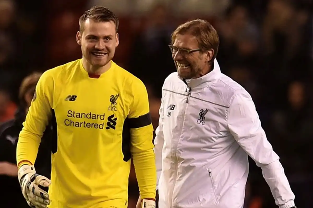 Simón MIgnolet se recibió como licencia en Ciencias Políticas.