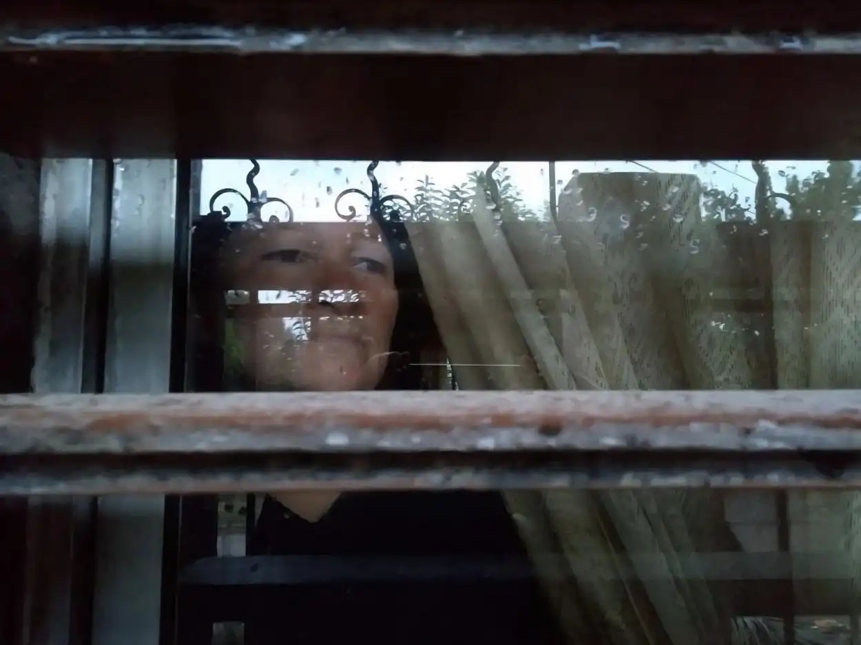 COTIDIANO. En “Mi nombre es Arminda”, Mercedes Lucía Salguero se detuvo en el trabajo doméstico.