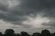 Vientos de hasta 90 km/h y lluvia intensa: cuáles son las provincias bajo alerta amarilla