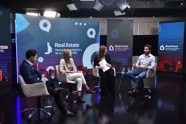 Burocracia en la construcción privada: un proyecto puede demorar un año en aprobarse y costar $55 millones en trámites