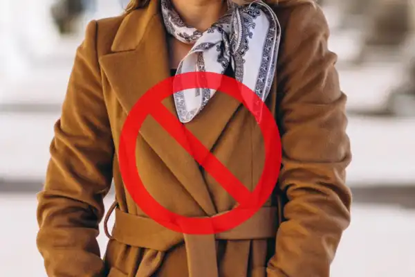 Regresa un clásico de los 70: el tapado que marcará tendencia en el invierno 2026