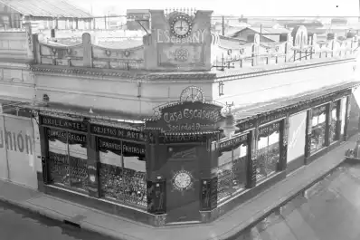 Recuerdos fotográficos: Casa Escasany le daba a Tucumán la “hora exacta”