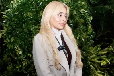 Raquel Graneros se fue escoltada de una protesta y el oficialismo asegura que fue un escrache político