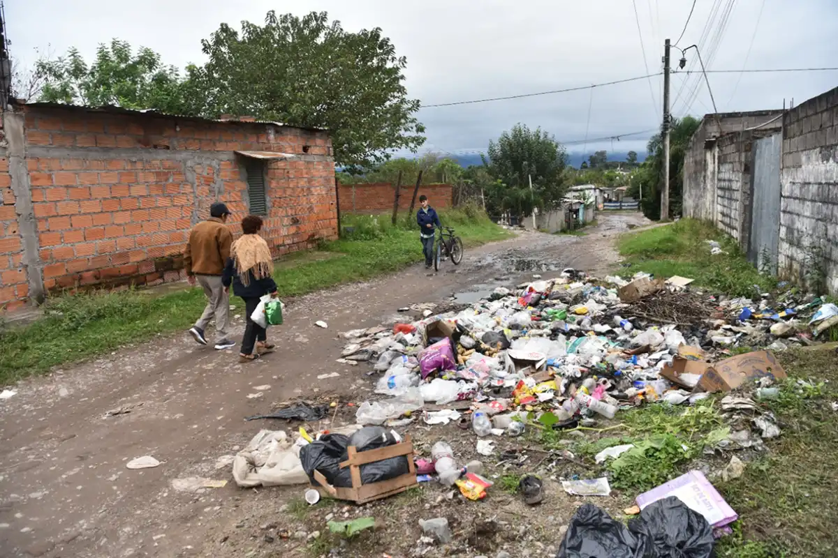 “El problema no es solo el mosquito”: las fallas urbanas que explican el avance del chikungunya en Tucumán