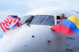 Tras siete años sin conexión aérea, se reanudaron los vuelos entre Estados Unidos y Venezuela