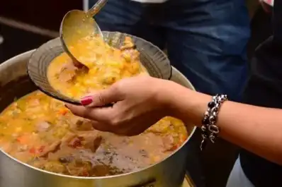 Doña Petrona, la “santa patrona” del locro: cómo es su mejor receta