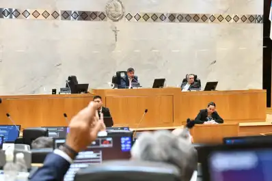 Se multiplicaron las voces críticas, pero la reforma tributaria salió por amplia mayoría