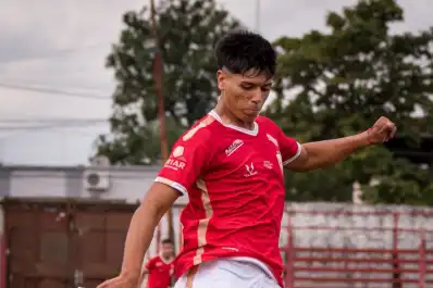 Tucumán Central perdió con Independiente y quedó al límite del descenso en el Federal A