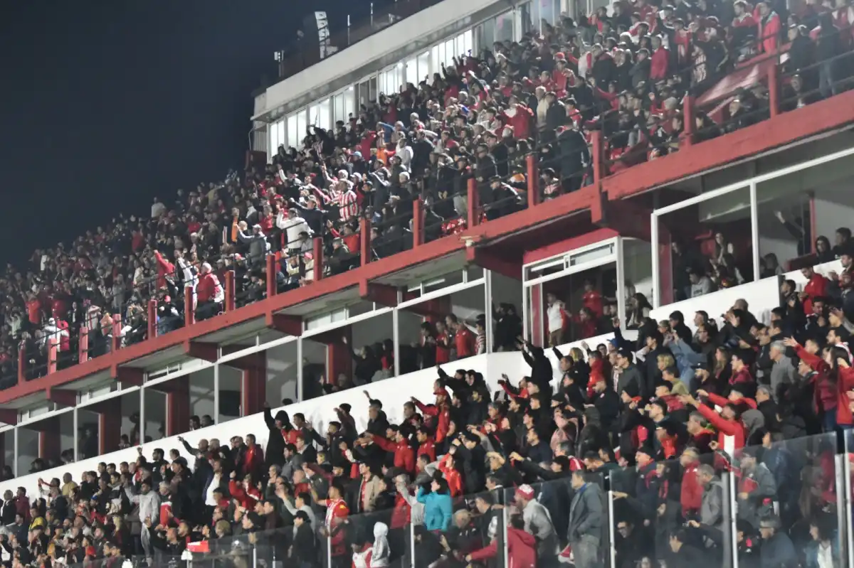 ILUSIÓN. El hincha recuperó la esperanza y ya piensa en el viaje a Salta.