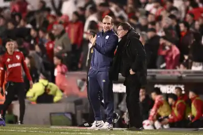 Falcioni tras la victoria sobre River: “Los jugadores se merecen una felicitación, hicieron un gran partido”