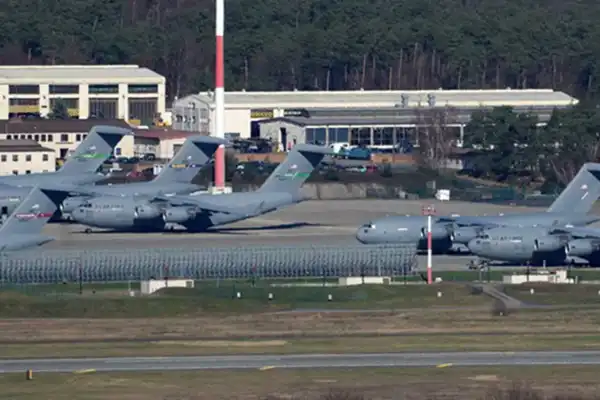 Trump amenazó con retirar tropas de Alemania: la importancia de las bases estadounidenses