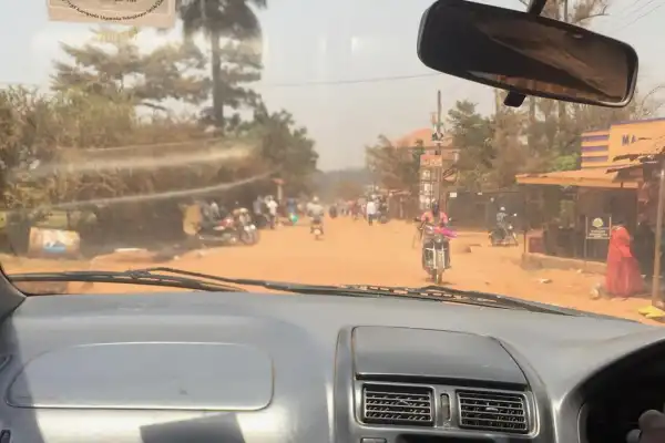 El episodio inesperado de Pierre Gasly en Uganda y la búsqueda de fondos para su carrera en la Fórmula 1