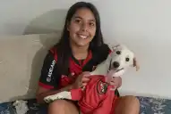 Es de Newells: el tierno secreto detrás del perro que gambeteó a todos en el Gigante de Arroyito