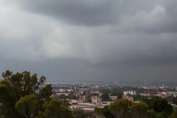Alerta amarilla por fuertes vientos en la región del Cuyo para este lunes 4 de mayo