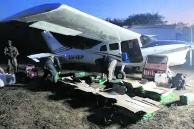 Otro caso de vuelo narco: con datos de la DEA secuestraron 400 kilos de cocaína en Santa Fe