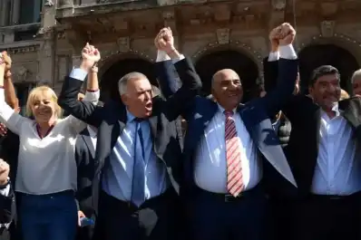 Las claves de la estrategia electoral del PJ: atada al destino de Messi y a mover los “ejecutivos”
