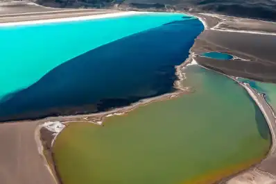 Lagunas de colores a 4500 metros de altura: Balcón del Pissis, uno de los rincones más impresionantes de Argentina