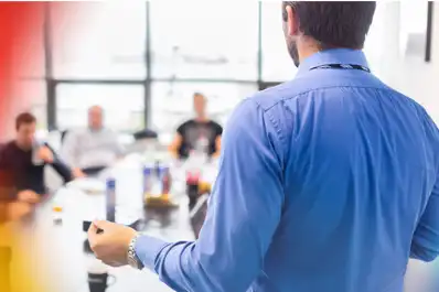 Entre la apertura y la adaptación: claves de management para un nuevo escenario económico