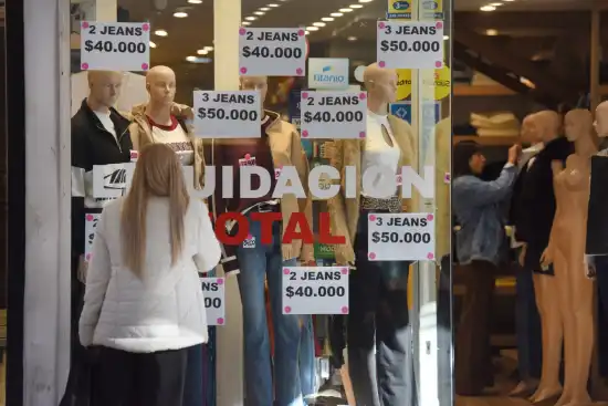 550x367_comercios-apelan-ofertas-descuentos-facilidades-pago-liquidaciones-para-sostener-ventas-contexto-retraccion-consumo-la-gaceta--anala-jaramillo-1135955-122230.webp