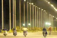 Recuerdos fotográficos: 2003. Picadas de madrugada por la pista del ex aeropuerto