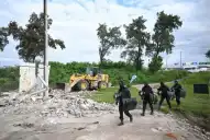 La Provincia avanzó en la demolición de inmuebles erigidos en predios fiscales