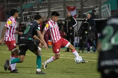 San Martín estuvo a minutos de una noche histórica, pero se quedó afuera de la Copa Argentina por penales