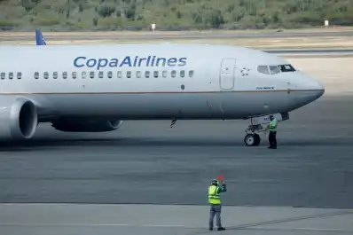 Santa Fe: detuvieron a una pareja por intentar tener sexo en un avión