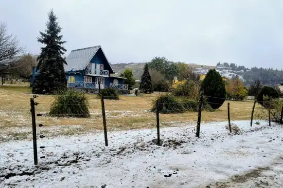 550x367_mejores-postales-nevada-tafi-valle-frio-extremo-paisajes-tenidos-blanco-1136075-111035.webp