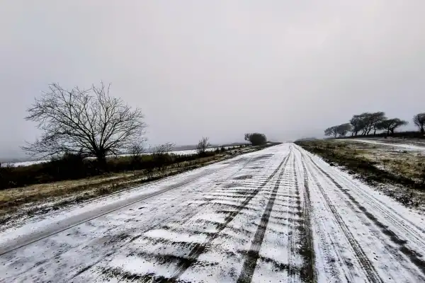 Cortaron un tramo de la ruta 307 en Tafí del Valle por presencia de hielo en la calzada