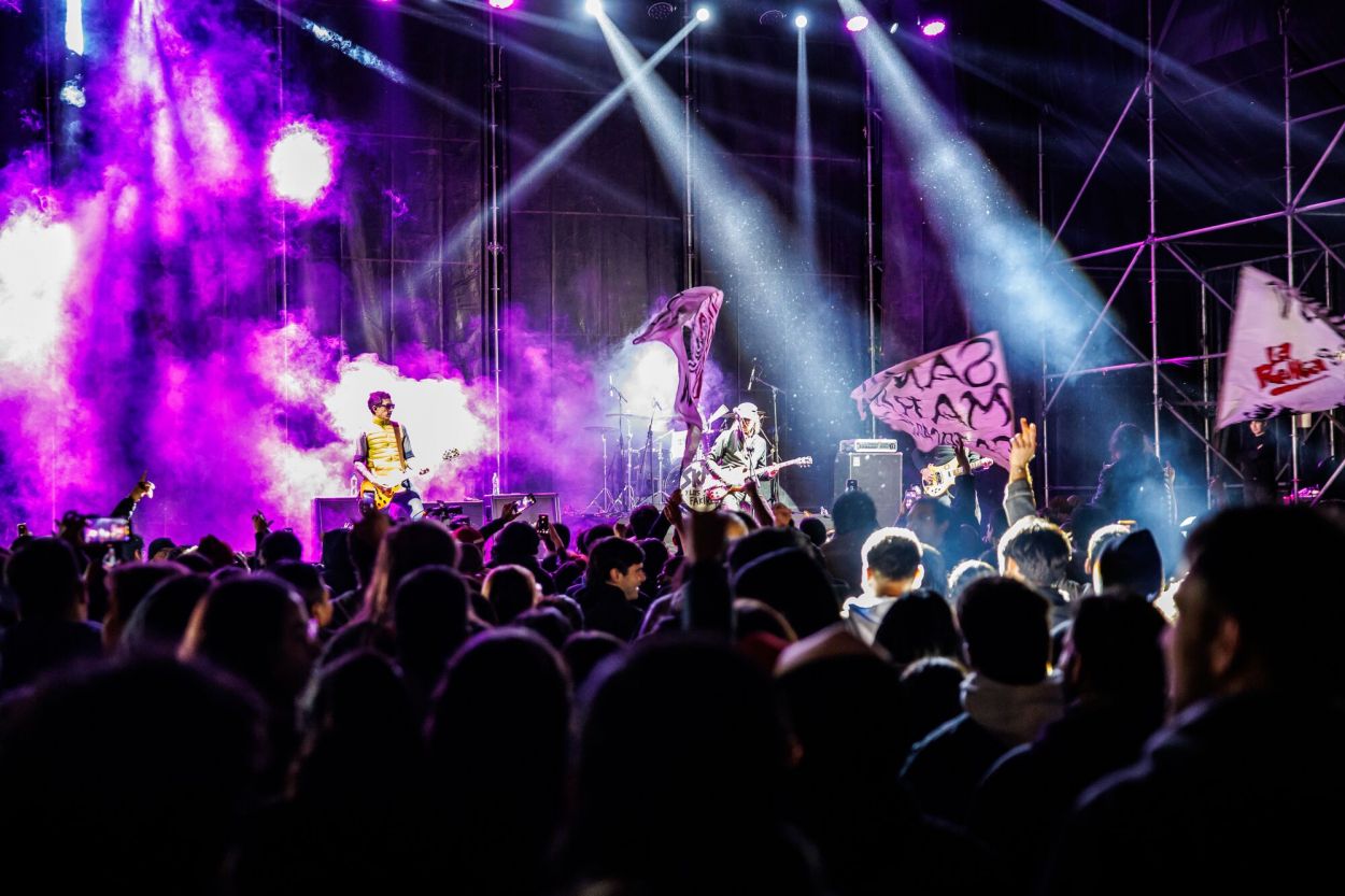 RITUAL. Los fanáticos dijeron presente en el Palacio de los Deportes.