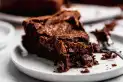 Torta de chocolate sin harina: la receta fácil, económica y súper esponjosa