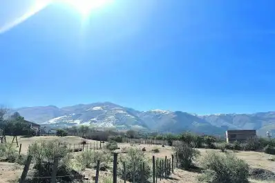 El día después de la nevada, el sol volvió a dominar la escena en Tafí del Valle