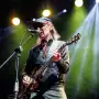 Recital en Tucumán: Skay sigue tocando y uniendo generaciones