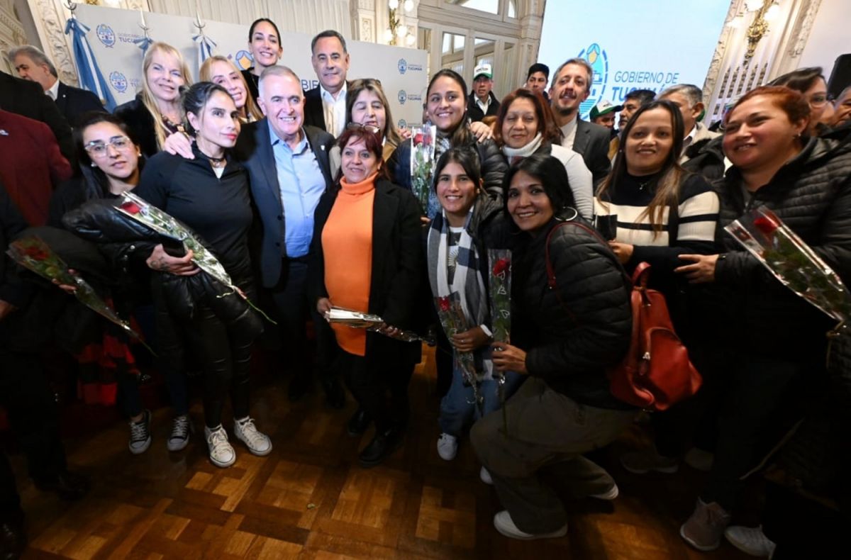 Jaldo entregó equipamiento y firmó convenios por más de $168 millones para fortalecer cooperativas tucumanas