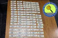 Detuvieron a un padre y a un hijo y los acusaron de cometer estafas con dólares falsos: cómo era la maniobra