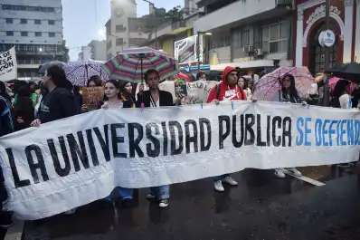 Universitarios marcharán a plaza Independencia por la Ley de Financiamiento: a qué hora y por qué se movilizan