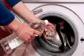 Remojar la ropa en vinagre antes de lavarla: para qué sirve y cómo aplicarlo