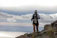 Trail running: la tucumana que venció al dolor y ahora correrá 70 km por los Alpes en su luna de miel