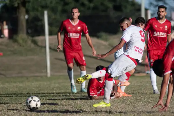 San Martín derrotó a Tucumán Central y trepó a lo más alto de su grupo en la Liga Tucumana