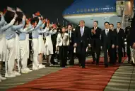 Visita de Trump a China: bienvenida con flores para una diplomacia dura
