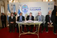 El Gobierno firmó un acuerdo con el hospital Italiano para fortalecer la salud pública provincial