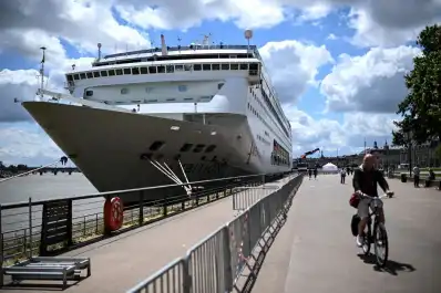 Aíslan en Francia un crucero por un brote de gastroenteritis