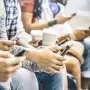 Jóvenes dejaron el celular por 30 días y descubrieron otra forma de pasar el tiempo